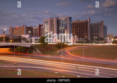 Hôtel privé, crépuscule, Brasilia, District fédéral, au Brésil, en Amérique du Sud Banque D'Images