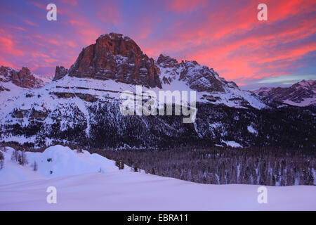 Tofana di Rozes - 3243 m, l'Italie, le Tyrol du Sud, Dolomites Banque D'Images