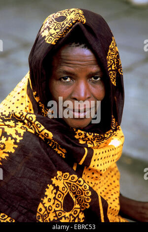 Portrait d'une vieille femme africaine, Tanzanie Banque D'Images