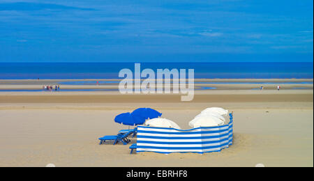 Sur la plage au Touquet Paris Plage. , France, Nord-Pas-de-Calais Banque D'Images