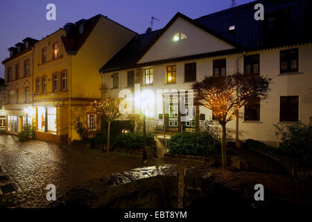 Vieille ville de Luedenscheid dans la soirée, l'Allemagne, en Rhénanie du Nord-Westphalie, Rhénanie-Palatinat, Luedenscheid Banque D'Images