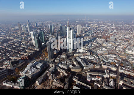 Vue depuis le sud de la ville et du quartier des affaires, l'Allemagne, Hesse, Frankfurt/Main Banque D'Images