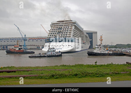 Déconnexion de Celebrity Silhouette, Meyer Werft Papenburg, Allemagne, Basse-Saxe, Papenburg Banque D'Images