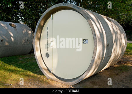 Park Hotel, les tuyaux de béton pour passer la nuit, l'Allemagne, en Rhénanie du Nord-Westphalie, Ruhr, Bottrop Banque D'Images