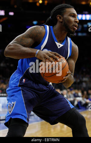 29 novembre 2014 : l'avant Dallas Mavericks Jae Crowder (9) en action au cours de la NBA match entre les Dallas Mavericks et les Philadelphia 76ers au Wells Fargo Center de Philadelphie, Pennsylvanie. Les Mavericks de Dallas a gagné 110-103. Banque D'Images