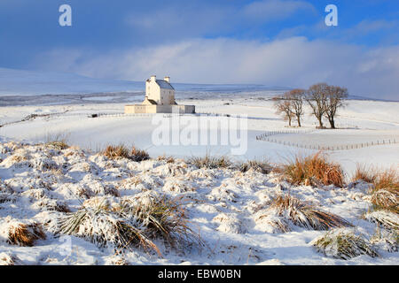 Corgarff Castle dans la neige, le Royaume-Uni, l'Écosse, le Parc National de Cairngorms, Corgarff Banque D'Images