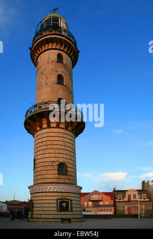 Vieux phare, l'Allemagne, de Mecklembourg-Poméranie occidentale, Rostock, Rostock Banque D'Images