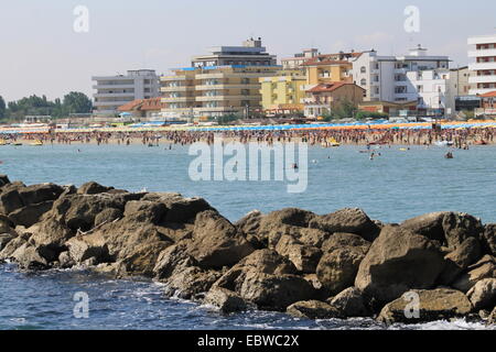 Plage sur la mer Adriatique en Italie Banque D'Images