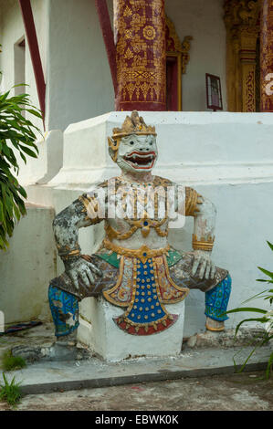 Hanuman gardien à Wat Aham, Luang Prabang, Laos Banque D'Images