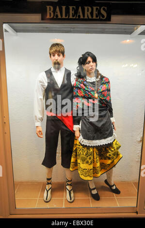 Affichage des vêtements traditionnels espagnols de Canarias Banque D'Images