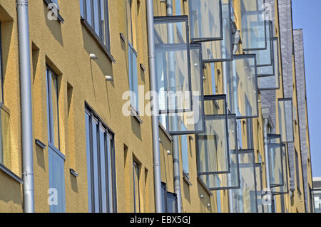 Bâtiment de stockage im Siebengebirge, Rhin, port Rheinauhafen rénové comme maisons d'habitation, de l'Allemagne, en Rhénanie du Nord-Westphalie, Cologne Banque D'Images