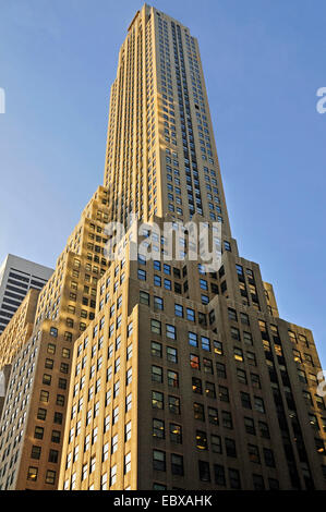 L'Art Déco immeuble de grande hauteur, 500 Fifth Avenue, USA, Manhattan, New York City Banque D'Images