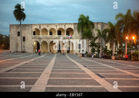 Dominikanische Republik, Santo Domingo, la Zona Colonial, la Plaza de la Hispanidad, Alcazar de Colon, Palast des 1.Vizekönigs Altenbruchhausen Banque D'Images