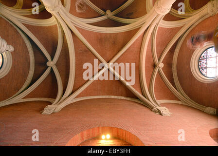 Plafond gothique nervurée du Musée des Augustins Musée dans l'ancien monastère des Augustins TOULOUSE Haute-Garonne France Banque D'Images