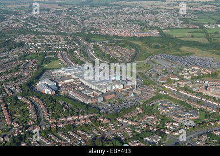 Une vue aérienne de l'ouest montrant le Derby des zones résidentielles autour de la Royal Derby Hospital Banque D'Images