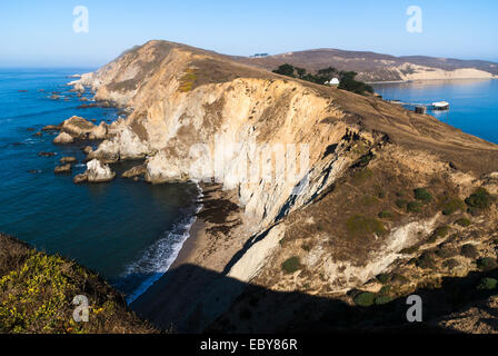 Vue sur l'océan pacifique et la baie de drakes Chimney Rock Sentier de randonnée. point reyes National Seashore, Californie, USA. Banque D'Images