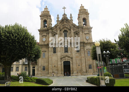BRAGA, PORTUGAL - 9 août 2014 : l'église Sainte Croix ou Igreja de Santa Cruz, dans le centre de Braga, Portugal. Banque D'Images
