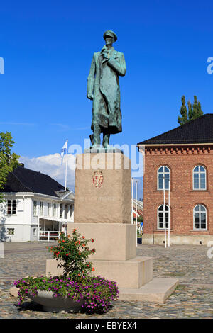 Haakon VII statue en Wegelands Chease, Kristiansand, Norvège, Europe Banque D'Images