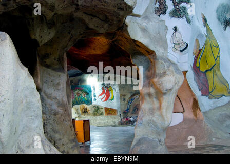 Les peintures murales à l'intérieur de Perak Cave Temple Ipoh, Perak Banque D'Images