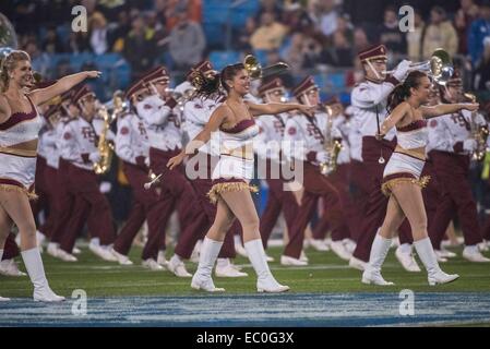 Charlotte, NC, USA. 06 Dec, 2014. L'AUS Marching Band avant l'ACC Championship match de football entre le Georgia Tech Yellow Jackets et la Florida State University Seminoles de Bank of America Stadium sur Décembre 06, 2014 à Charlotte, Caroline du Nord.bat l'AUS Georgia Tech 37-35.Jacob Kupferman/CSM/Alamy Live News Banque D'Images