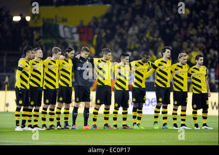 Dortmund, Allemagne. 5 déc, 2014. 1. Fussball-Bundesliga, ligue allemande de football 2014/2015 journée 14, le Borussia Dortmund (BVB) vs 1899 Hoffenheim --- team aligne Dortmund © kolvenbach/Alamy Live News Banque D'Images