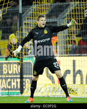 Dortmund, Allemagne. 5 déc, 2014. 1. Fussball-Bundesliga, ligue allemande de football 2014/2015 journée 14, le Borussia Dortmund (BVB) vs 1899 Hoffenheim --- gardien Mitchell Langerak (BVB) © kolvenbach/Alamy Live News Banque D'Images