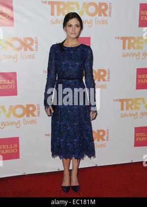 Phoebe Tonkin aux arrivées de l'TrevorLIVE Trevor Project Los Angeles, le Hollywood Palladium, Los Angeles, CA le 7 décembre 2014. Photo par : Dee Cercone/Everett Collection Banque D'Images