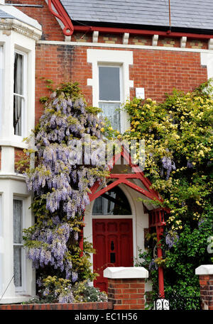 27 Victoria Grove, Southsea, Portsmouth. L'accueil de Frances (Fanny) Claude Larre (d.1913), voyageur, écrivain et épouse de Banque D'Images