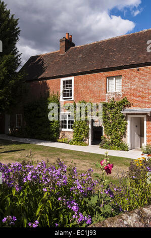 Maison de Jane Austen, Chawton, Alton, HAMPSHIRE GU34 1SD . La maison de Jane Austen à partir de 1809 pour les 8 dernières années de sa vie. Banque D'Images