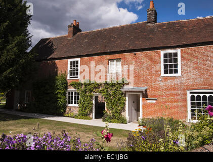 Maison de Jane Austen, Chawton, Alton, HAMPSHIRE GU34 1SD . La maison de Jane Austen à partir de 1809 pour les 8 dernières années de sa vie. Banque D'Images