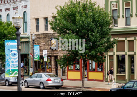 Illinois,Midwest,Edwardsville,main Street,route historique 66,local,entreprises,quartier,petite,ville,vitrine,les visiteurs voyagent tour tou Banque D'Images