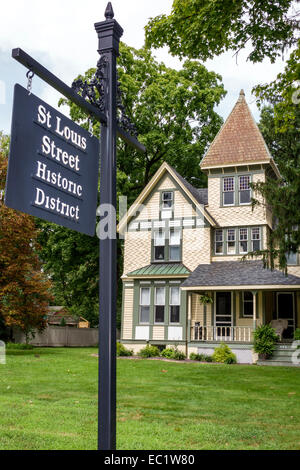 Illinois Edwardsville, St. Quartier historique de la rue Louis, maison, autoroute route 66, panneau, IL140902017 Banque D'Images