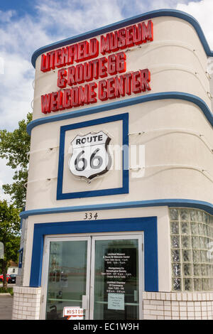 Illinois Litchfield, autoroute historique route 66, Musée Litchfield et autoroute route 66 Centre d'accueil, centre, avant, entrée, IL140902069 Banque D'Images