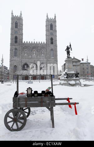 Place d'armes, le Vieux Montréal, Montréal, Québec, Canada, Amérique du Nord Banque D'Images