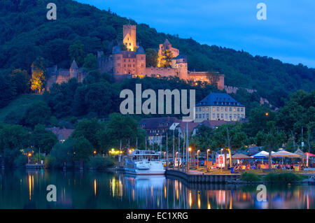 Wertheim, avec Burg château de Wertheim, rivière principale, Bade-Wurtemberg, Main-Tauber, Route Romantique, Romantische Strasse, Allemagne Banque D'Images