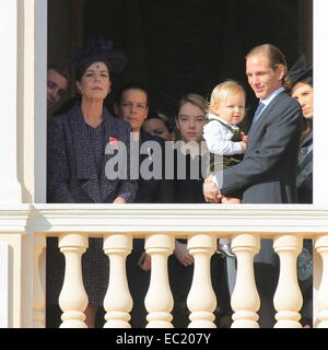 La Princesse Caroline de Hanovre, la Princesse Stéphanie, la princesse Alexandra de Hanovre, Pierre Casiraghi, Andrea Casiraghi et Tatiana Banque D'Images