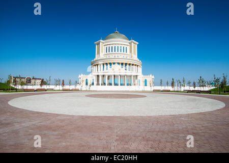 Opéra National de la Tchétchénie, Grozny, Tchétchénie, Caucase, Russie Banque D'Images