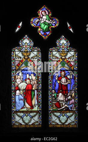 Un vitrail par William Wailes dépeignant la guérison de Jésus et sa résurrection, l'église St Barthélémy, Richard's Castle, Banque D'Images