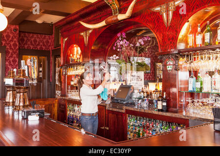 Bar à thème de l'Ouest, l'extrême ouest de taverne, Orcutt, Californie, États-Unis d'Amérique Banque D'Images