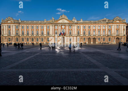 France, Haute Garonne (31), Midi-Pyrénées, Toulouse, le Capitole à la place du Capitole. Banque D'Images