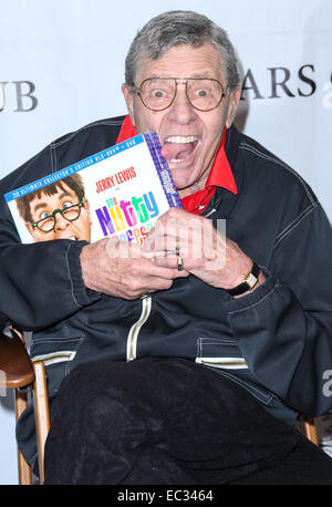 Jerry Lewis assiste à la célébration du Club frères Jerry Lewis et le 50e anniversaire de "La Professeur Maboul' à New York Friars Club comprend : Jerry Lewis Où : New York, United States Quand : 05 Juin 2014 Banque D'Images