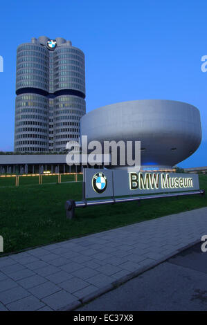 Musée BMW, BMW, Munich, Bavière Siège Banque D'Images