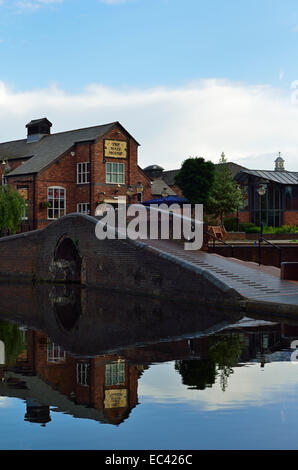 Rue du gaz, du bassin du quartier Convention de Birmingham, Warwickshire, Angleterre, Royaume-Uni Banque D'Images