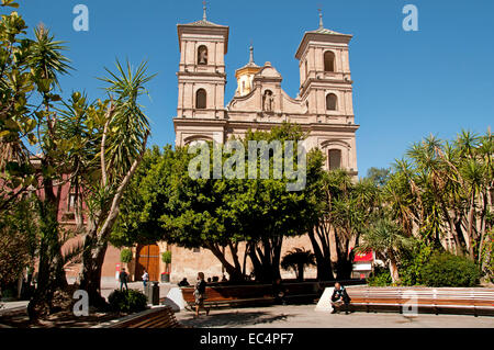 Place de la Cathédrale de Cadix (Plaza de la Catedral) Andalousie Espagne Espagnol Banque D'Images