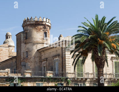 Château Caldoresco, Vasto, Abruzzo, Italie Banque D'Images