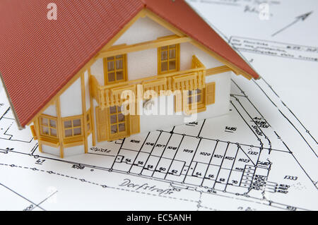 Modèle de maison sur plan au sol Banque D'Images