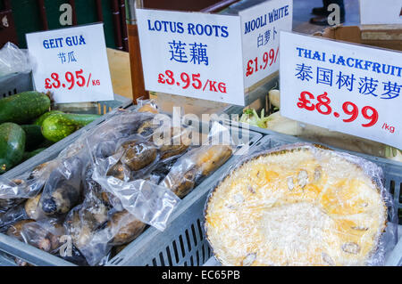 Chinese food shop sur Gerrard Street dans le quartier chinois, Londres Angleterre Royaume-Uni UK Banque D'Images