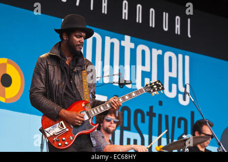 GARY CLARK JR. préformes sur la scène principale au festival de jazz de Monterey Banque D'Images