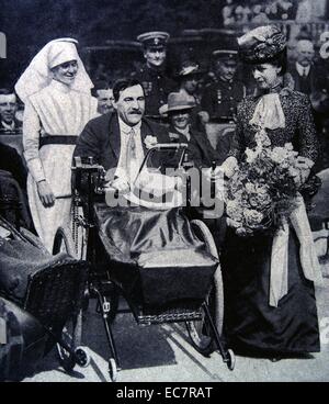 La Reine Alexandra de Grande-bretagne visites blessés d'anciens combattants de la première guerre mondiale en 1919 Banque D'Images