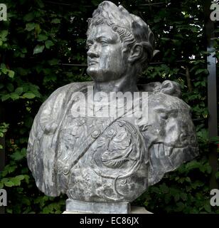 Portrait de plomb de l'empereur romain Titus Flavius Domitien. Créé par Bartholomeus Eggers (1637-1692) sculpteur néerlandais. En date du 17e siècle Banque D'Images